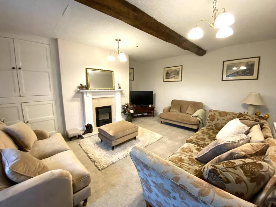 Farmhouse Cottage Set In Beautiful Countryside Oswestry Exteriör bild